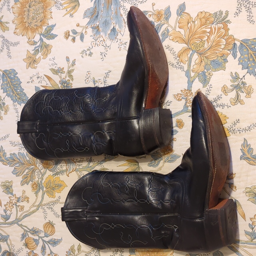 Justin cowboy boots size 11